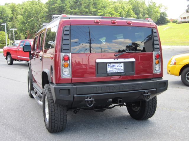 2004 Hummer H2 Scion XB
