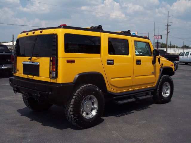 2004 Hummer H2 Scion XB