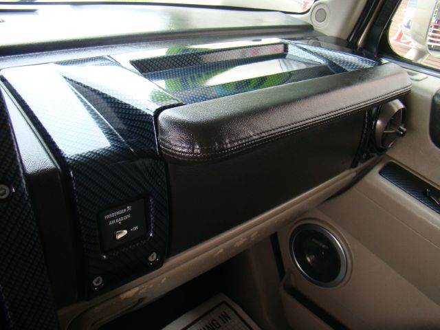 2004 Hummer H2 Scion XB