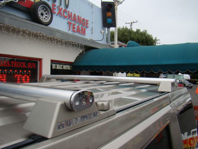 2004 Hummer H2 Scion XB