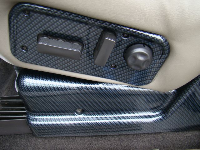 2004 Hummer H2 Scion XB