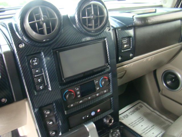 2004 Hummer H2 Scion XB