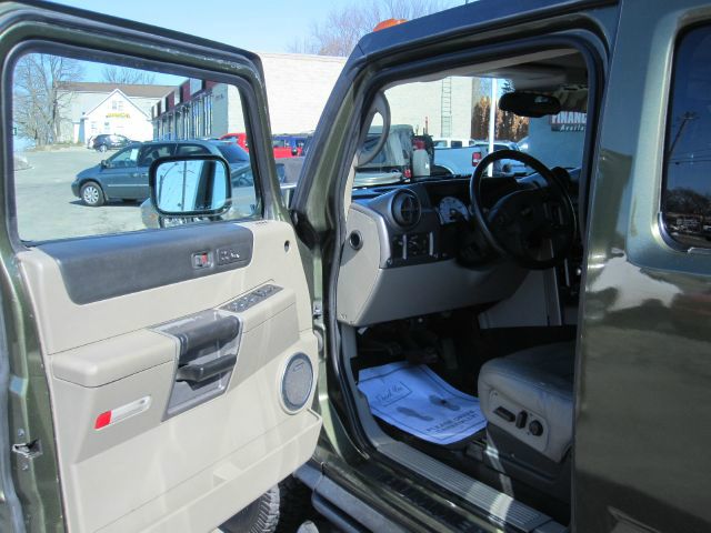 2004 Hummer H2 Scion XB