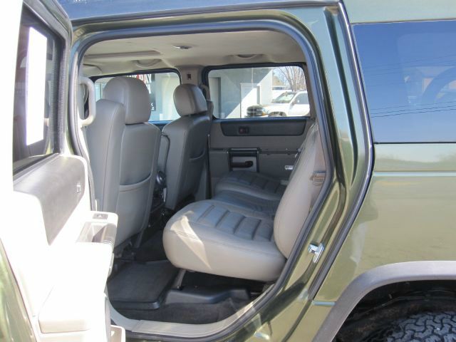 2004 Hummer H2 Scion XB