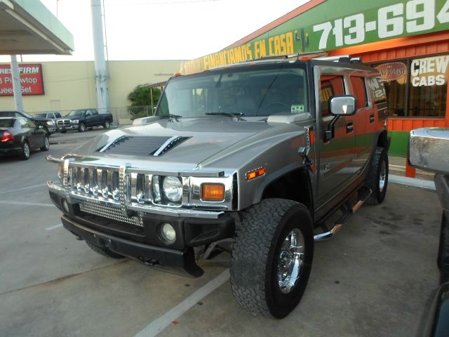 2004 Hummer H2 Scion XB