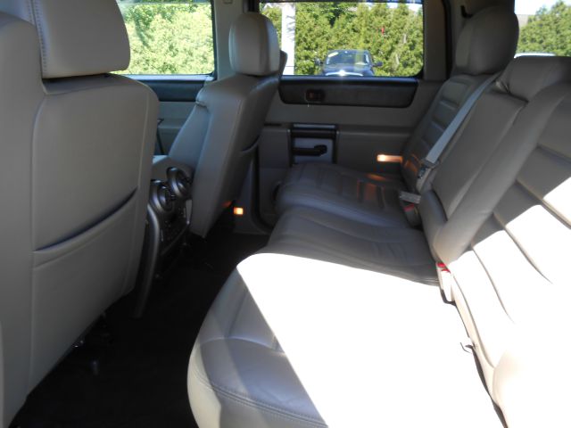 2004 Hummer H2 Scion XB