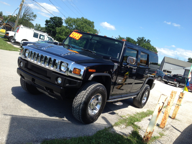 2004 Hummer H2 Scion XB