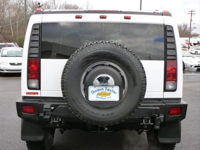 2006 Hummer H2 Base