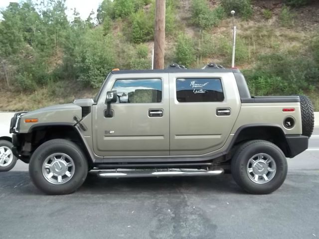 2005 Hummer H2 SUT Sport V-8