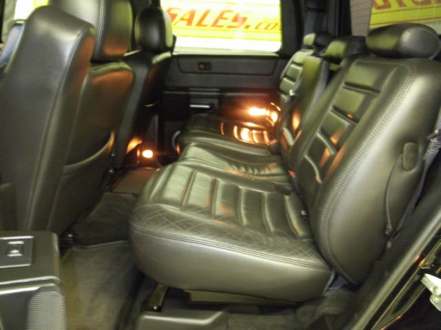 2005 Hummer H2 SUT Sport V-8