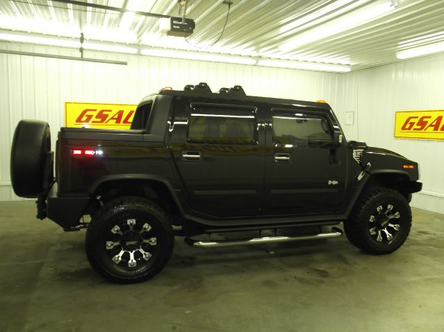 2005 Hummer H2 SUT Sport V-8