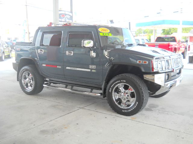 2005 Hummer H2 SUT Sport V-8