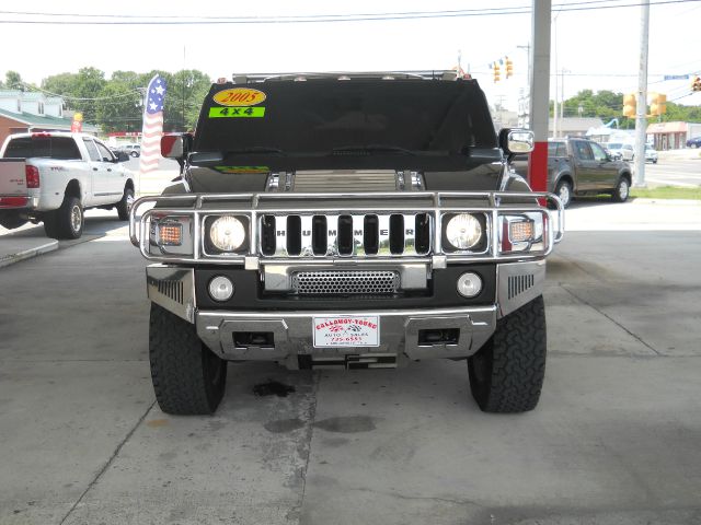2005 Hummer H2 SUT Sport V-8