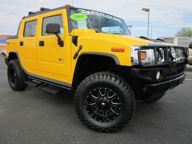 2005 Hummer H2 SUT Sport V-8