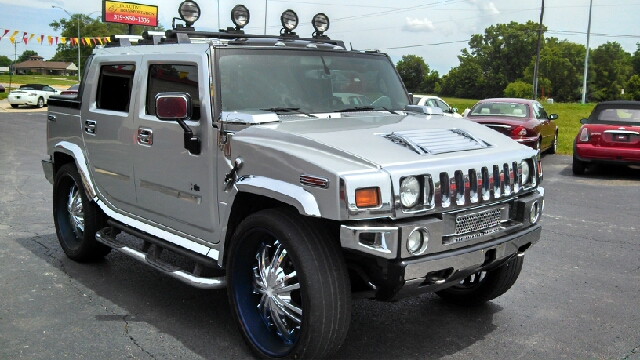2005 Hummer H2 SUT Sport V-8