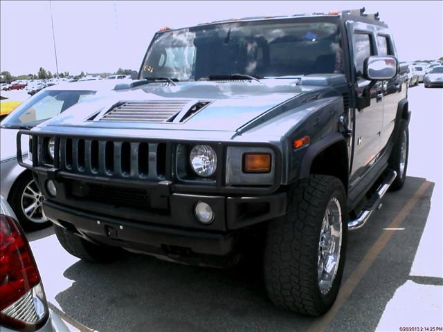 2005 Hummer H2 SUT Sport V-8