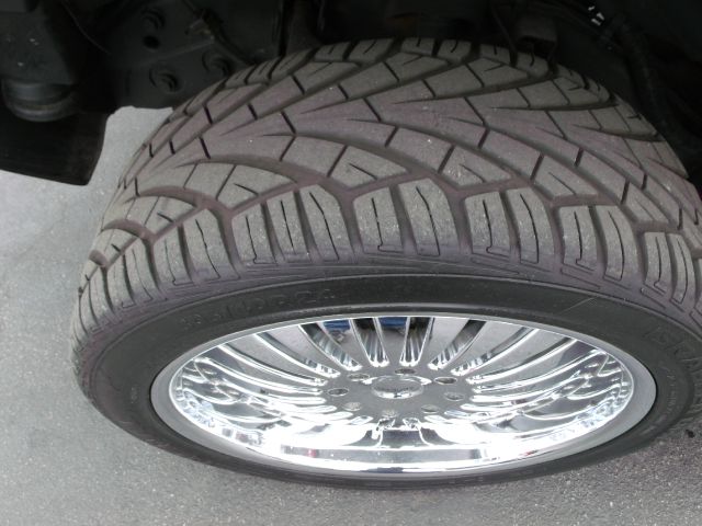 2006 Hummer H2 SUT Sport V-8