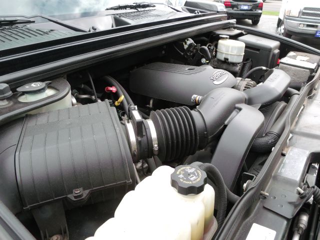 2006 Hummer H2 SUT Sport V-8