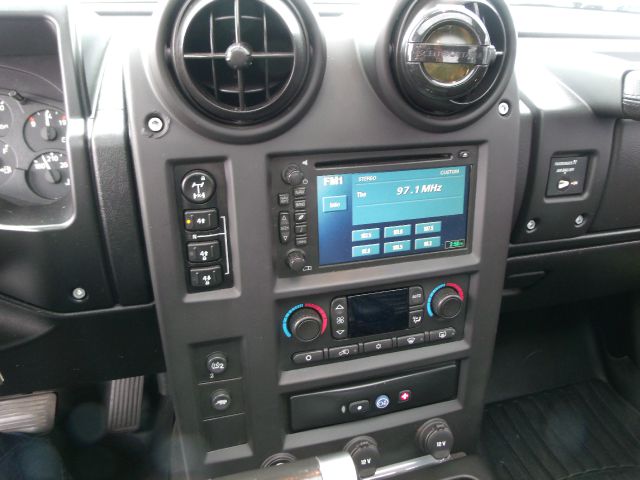 2006 Hummer H2 SUT Sport V-8