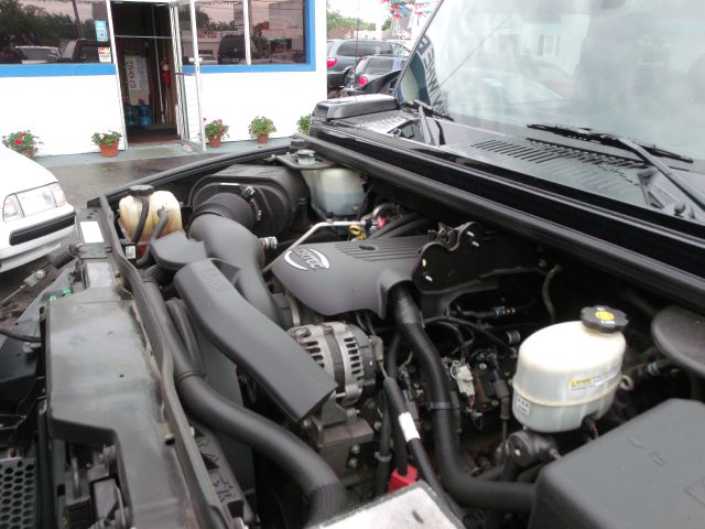 2006 Hummer H2 SUT Sport V-8