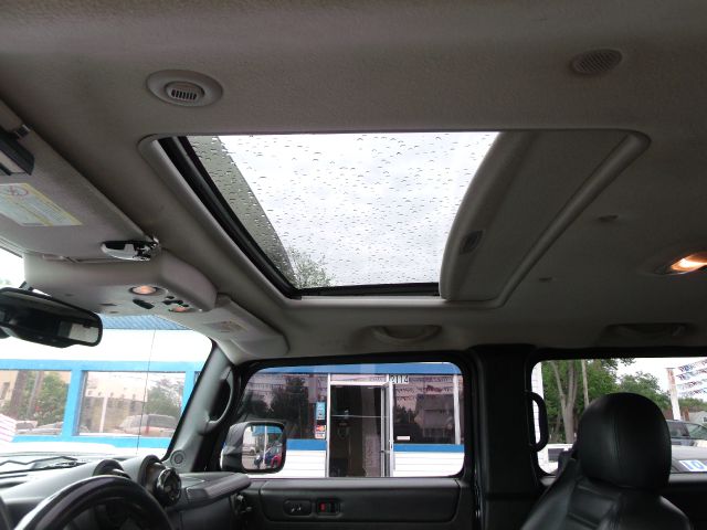 2006 Hummer H2 SUT Sport V-8