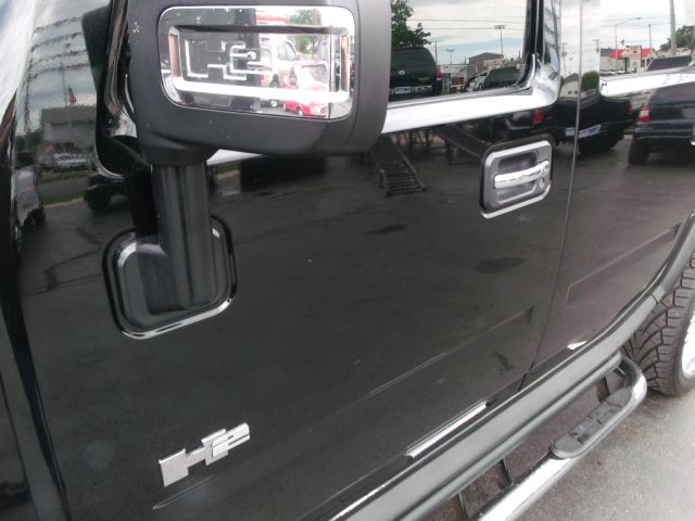 2006 Hummer H2 SUT Sport V-8