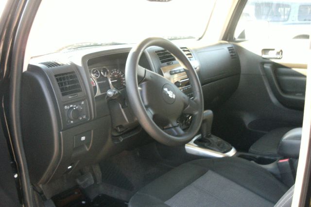 2006 Hummer H3 Scion XB