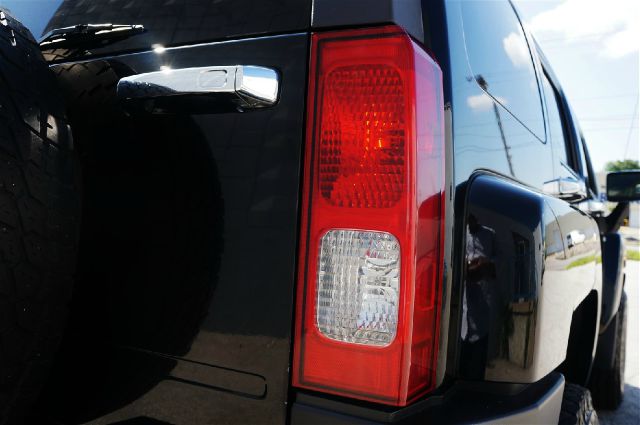 2006 Hummer H3 SLT Ext Cab Z-71 4x4 All-terrain