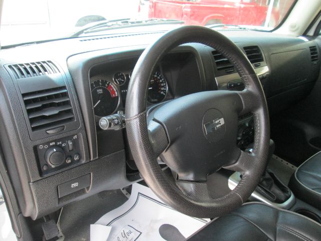 2006 Hummer H3 Scion XB