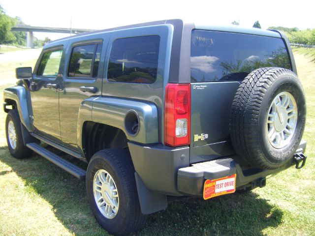 2006 Hummer H3 3.8L MUST Seeone Owner Clean Carfax Sedan