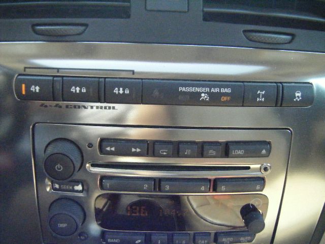 2006 Hummer H3 3.8L MUST Seeone Owner Clean Carfax Sedan