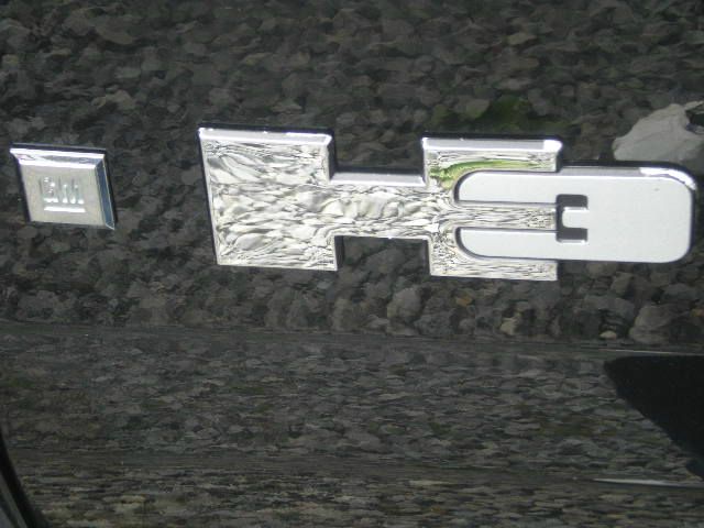 2006 Hummer H3 Scion XB