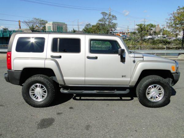 2006 Hummer H3 4dr 114 Inch WB XLT SUV
