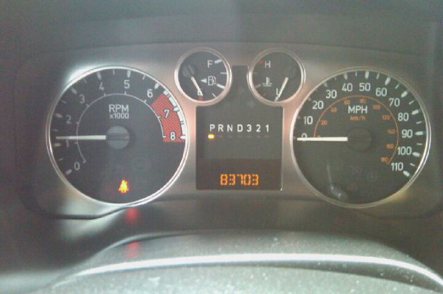 2006 Hummer H3 Scion XB