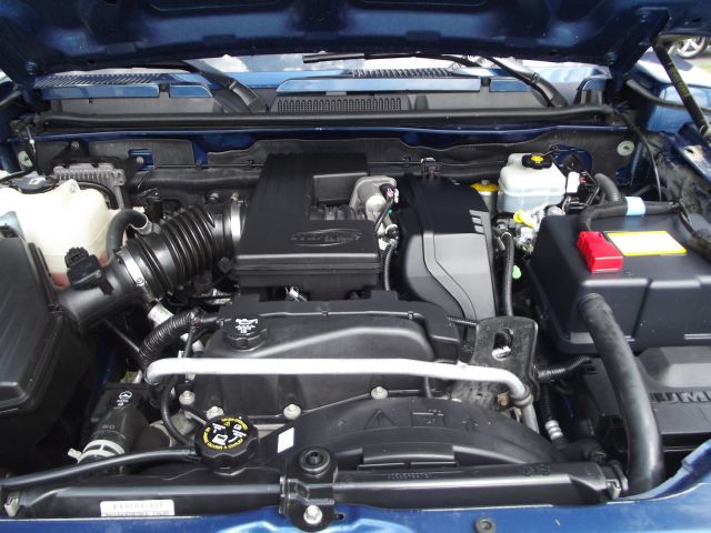 2006 Hummer H3 Scion XB