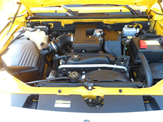 2006 Hummer H3 Scion XB