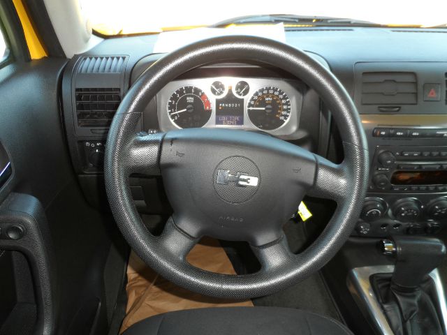 2006 Hummer H3 Scion XB