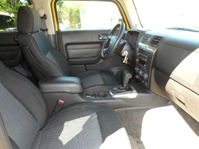2006 Hummer H3 Scion XB