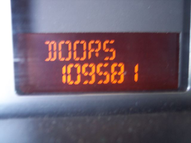 2006 Hummer H3 Scion XB