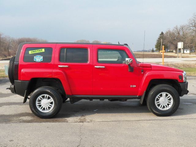 2006 Hummer H3 Scion XB
