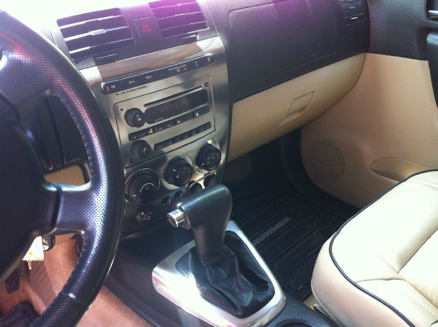 2006 Hummer H3 Scion XB