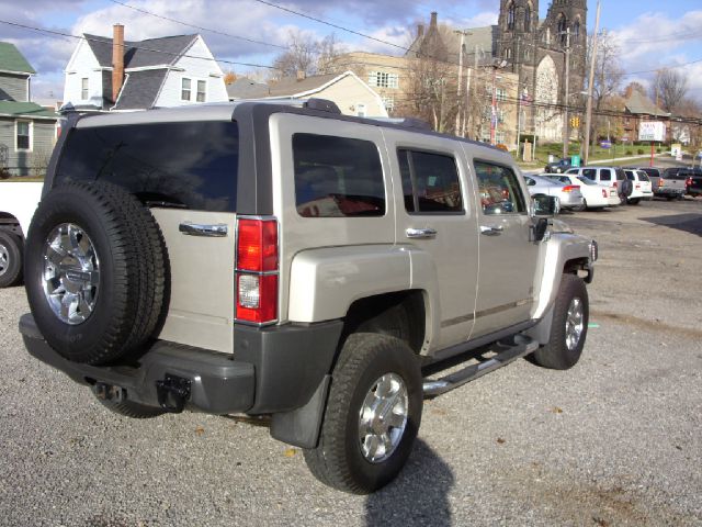 2006 Hummer H3 Scion XB