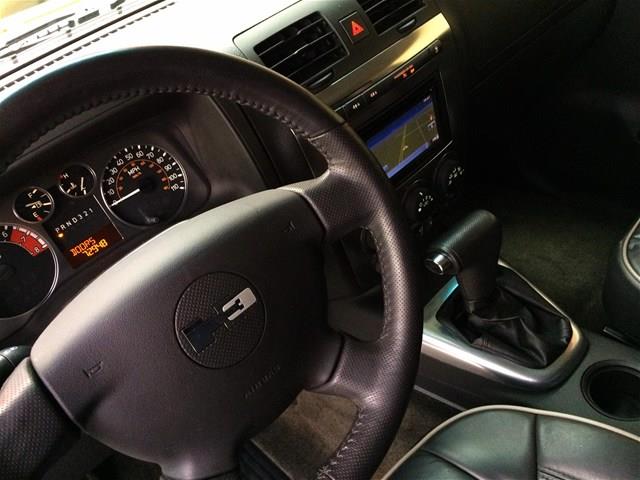 2006 Hummer H3 Scion XB