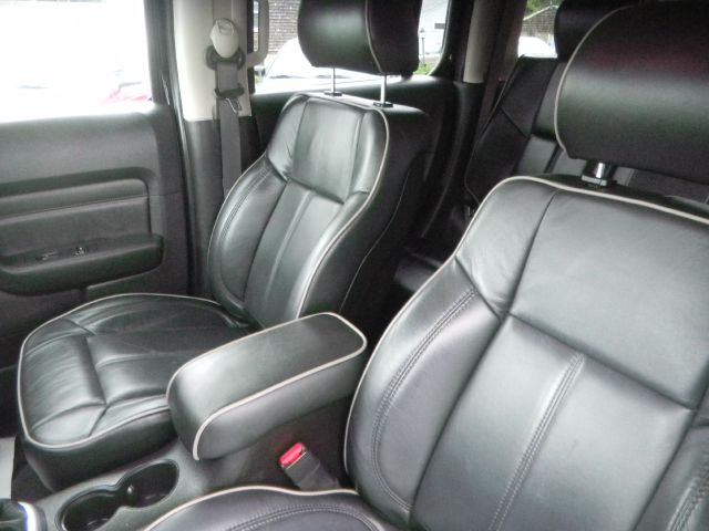 2007 Hummer H3 Coupe
