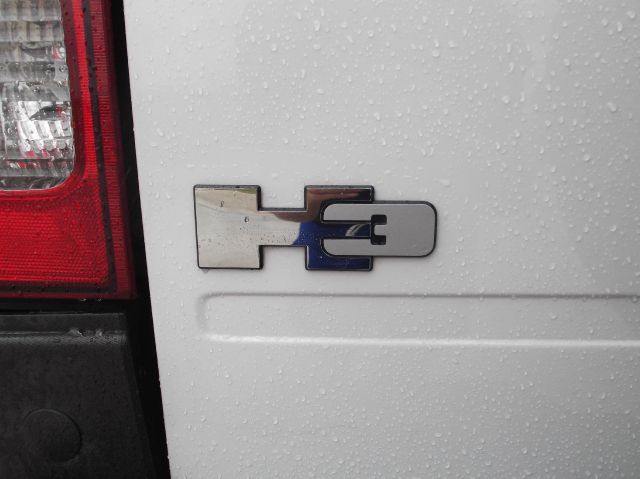 2007 Hummer H3 Base