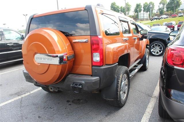 2007 Hummer H3 Roadster 2D