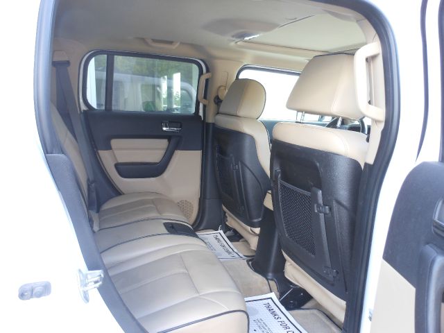 2007 Hummer H3 Coupe