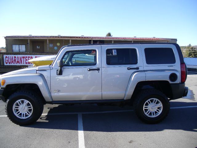 2007 Hummer H3 Base