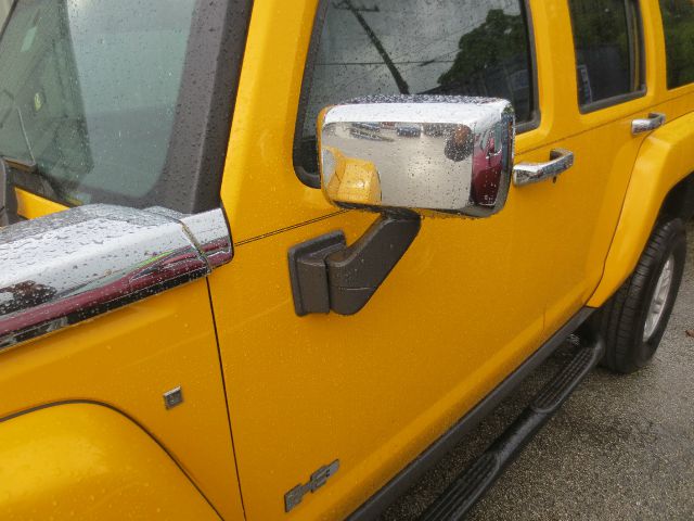 2007 Hummer H3 Roadster 2D