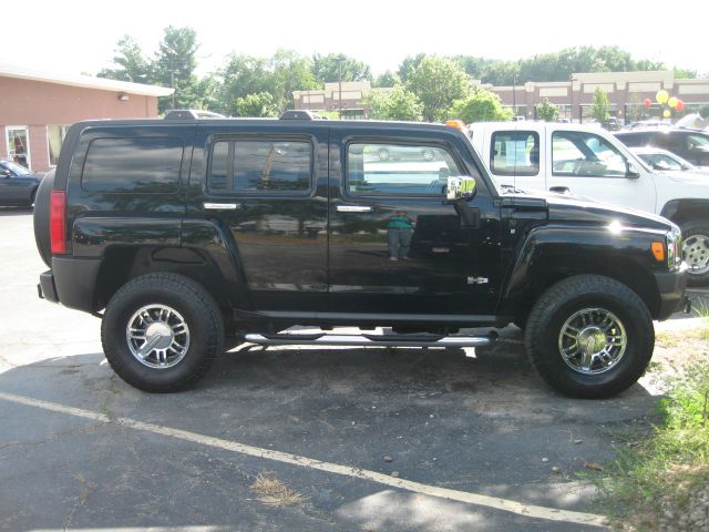 2007 Hummer H3 Roadster 2D